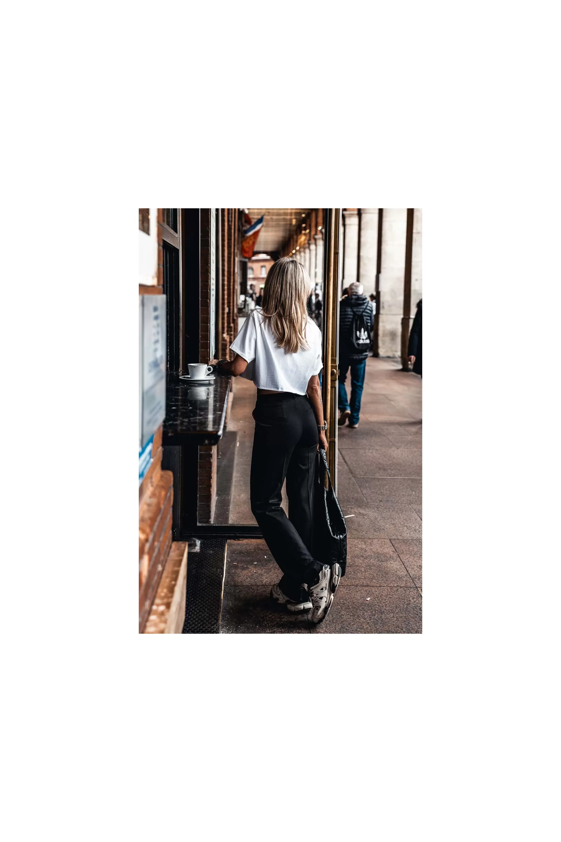 Shop Pantalon Amili Noir Pantalons / Shorts