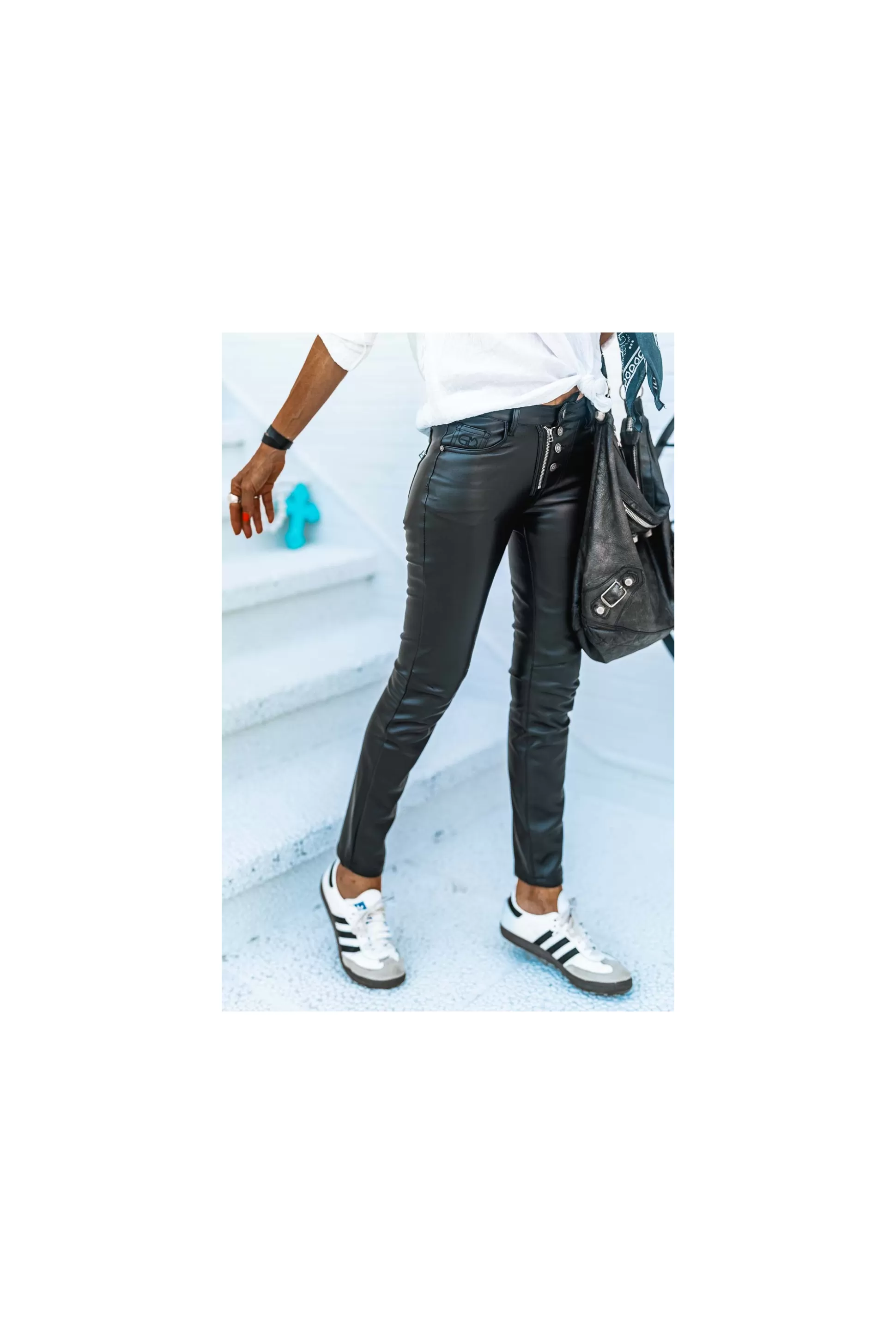 Cheap Pantalon Sydney Similicuir Pantalons / Shorts