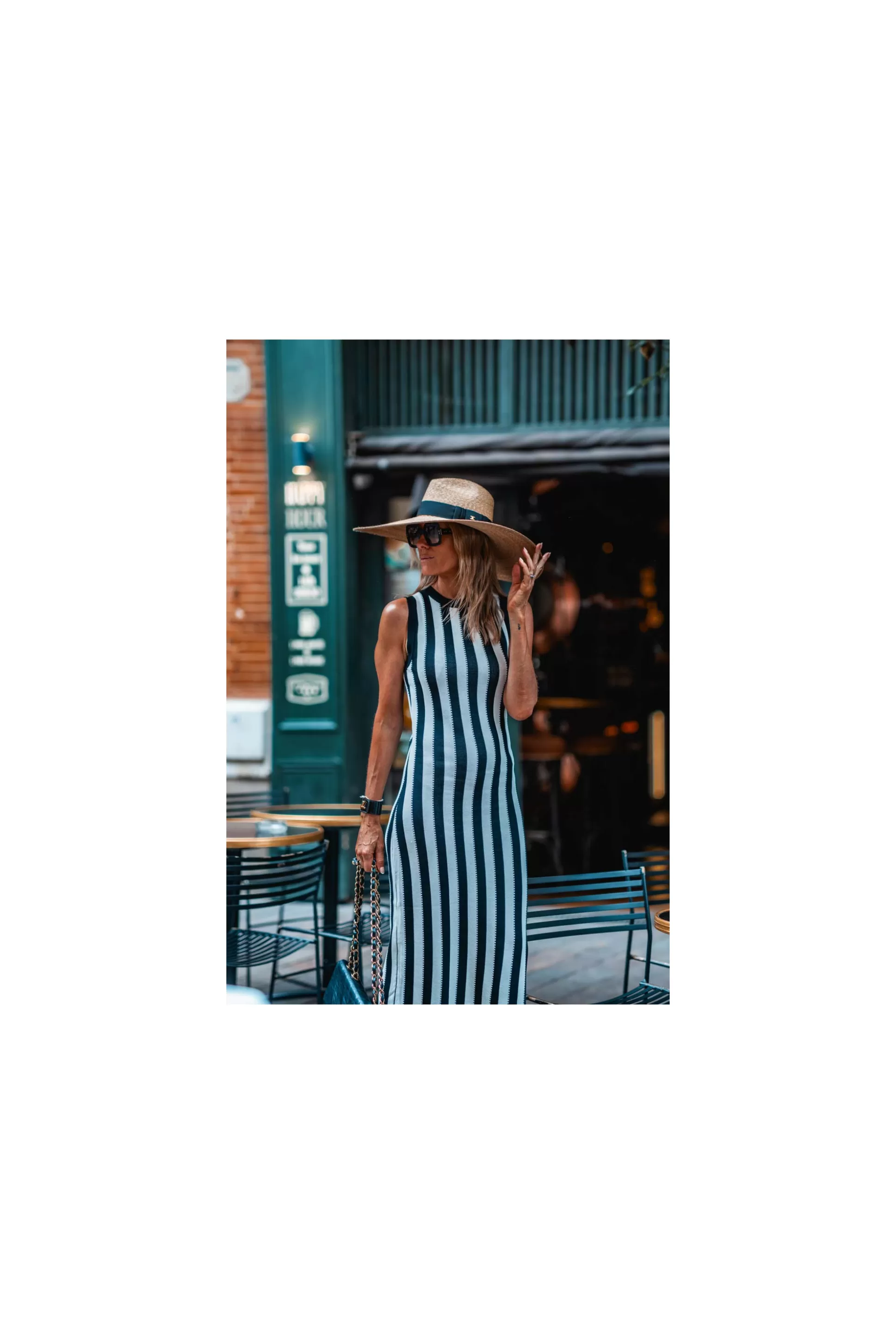 Best Robe Indya Noir/ Blanc Robes / Jupes