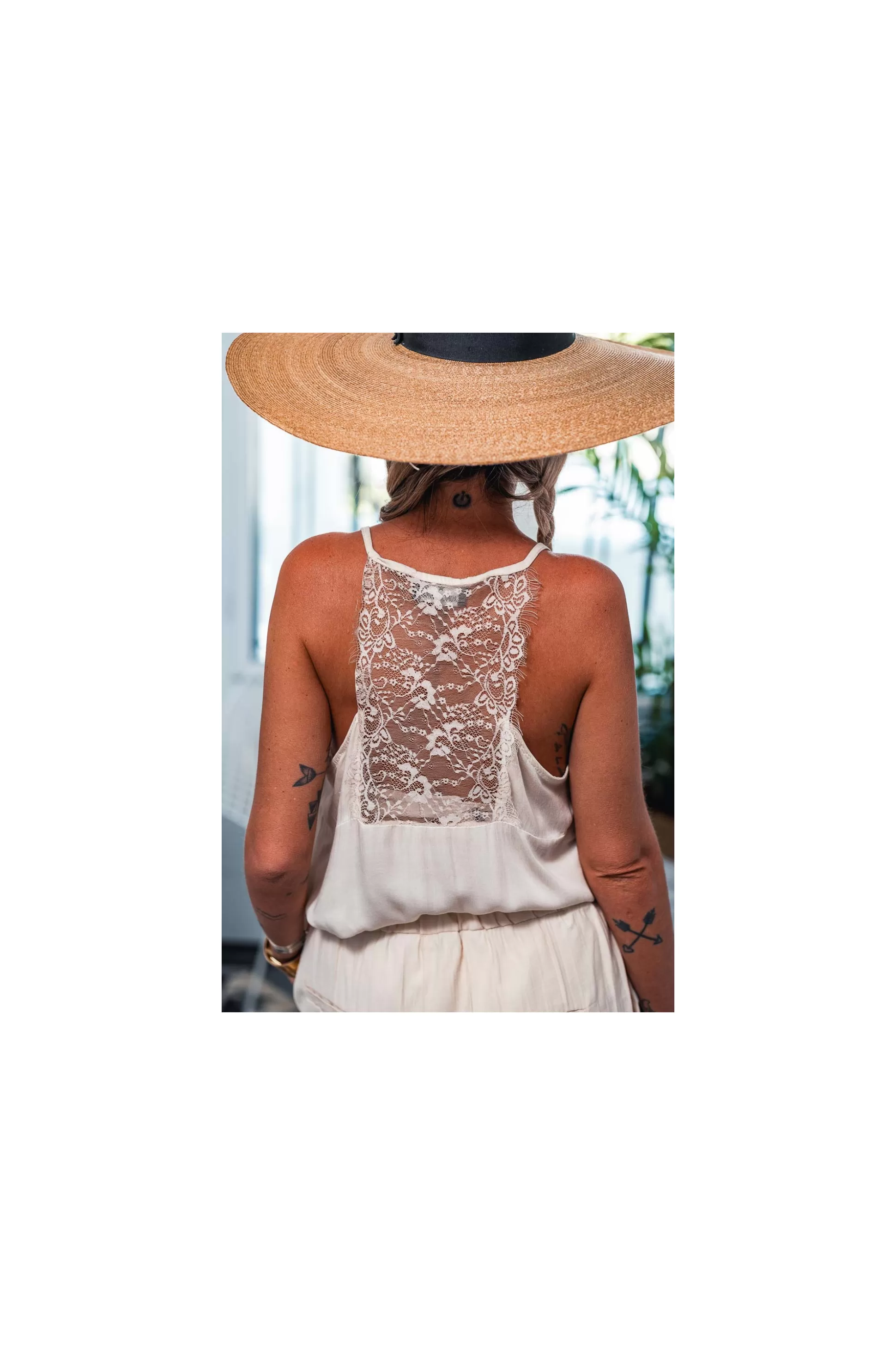 New Top Kate Beige T-Shirts / Tops