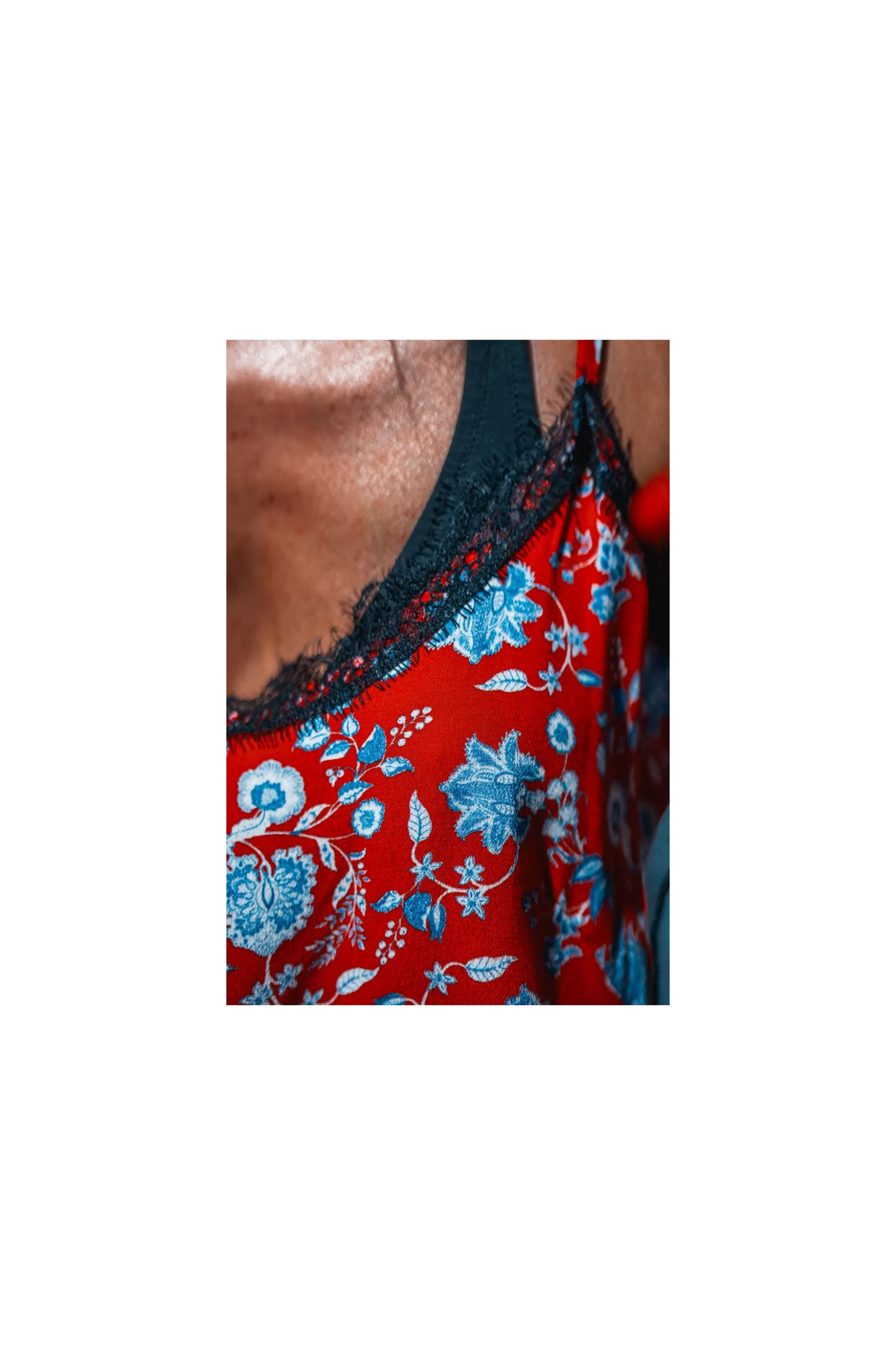 Flash Sale Top Kate Flower Rouge T-Shirts / Tops